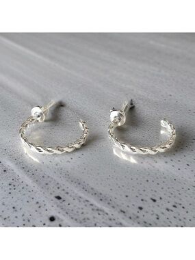 🔴 5 for $10 ONE PAIR Silver Tone Round Shaped Stud Earrings